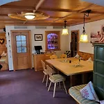 Obergfell Hotel