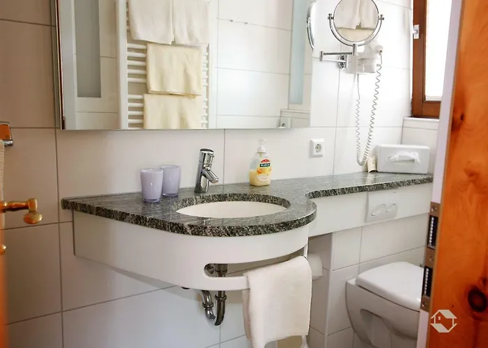 Obergfell فندق 3*