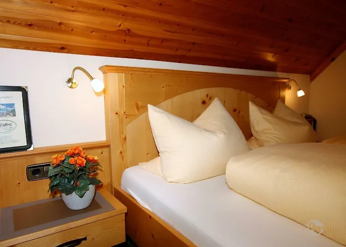 Obergfell فندق 3*